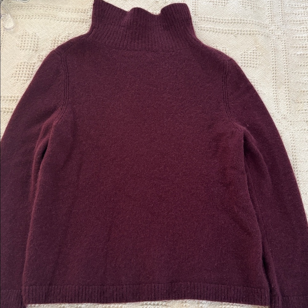 Talbots Cashmere‎ Cable Knit 
Women's Sweater Size SP - Picture 8 of 9